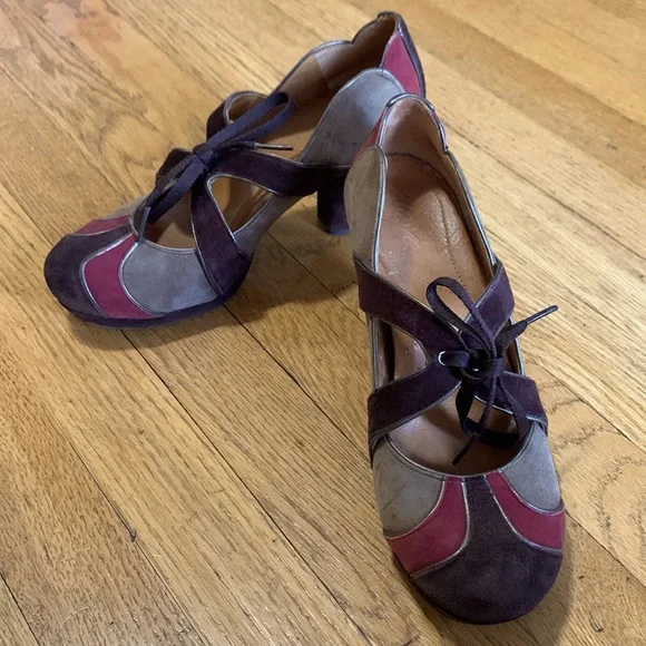 Maya 6.5 suede tie front shoes - Picture 1 of 6